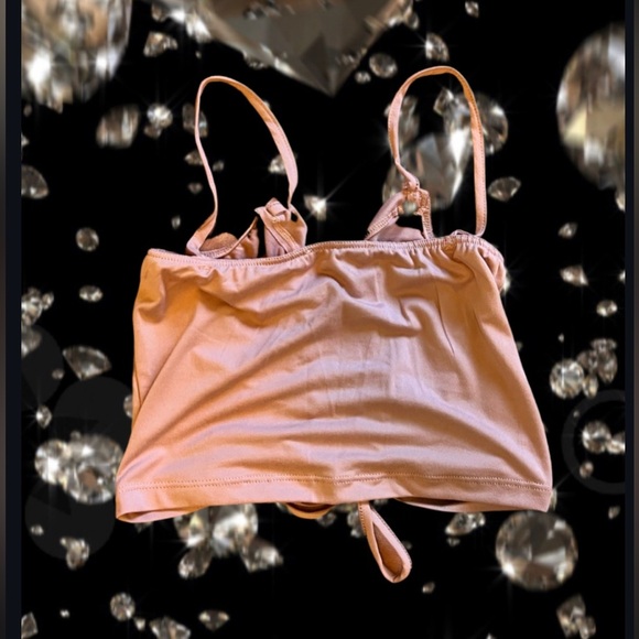 Capella EUC Scrunch Front Crop Top - Picture 2 of 4